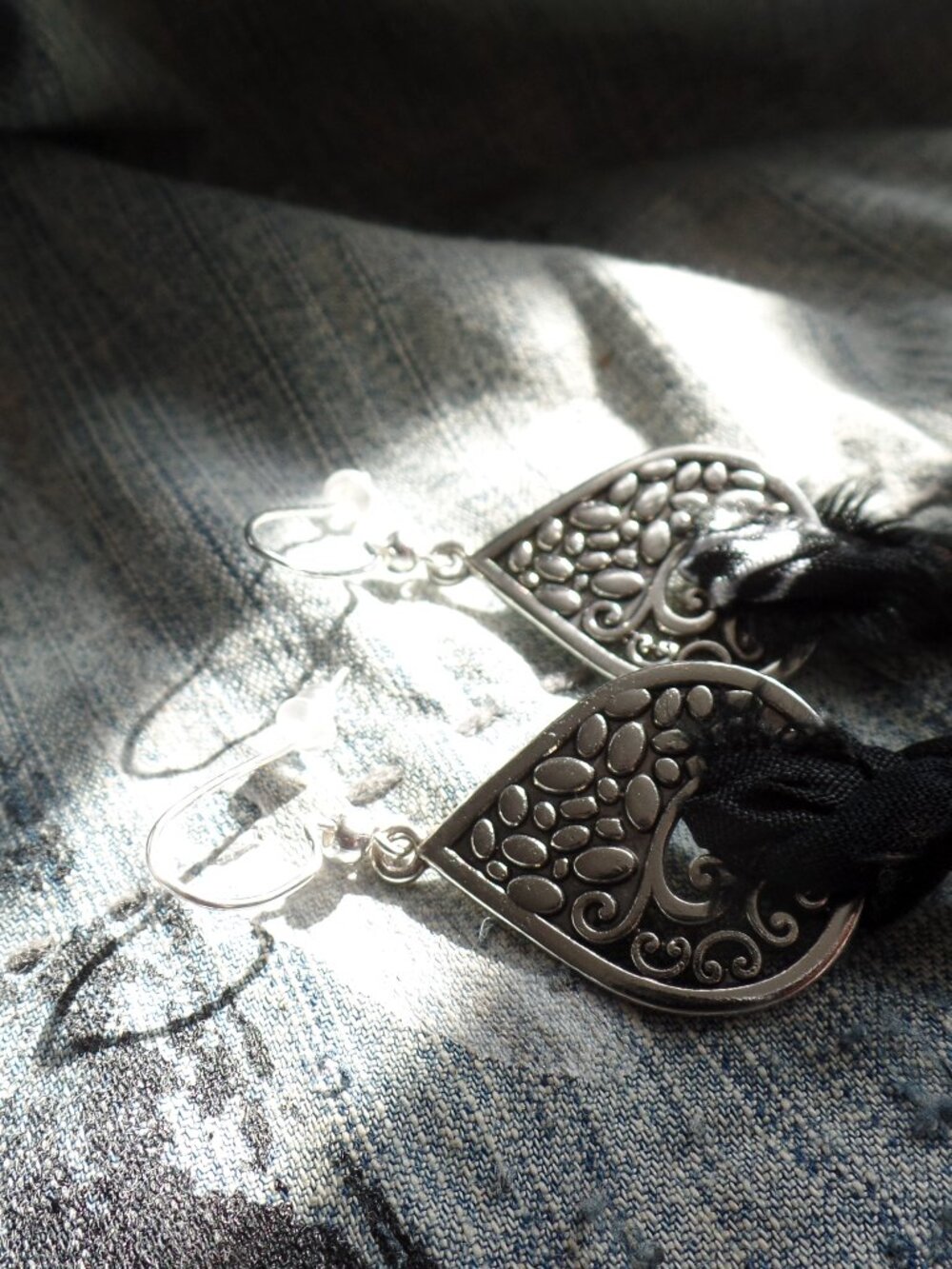 Hand Crafted SWAG Earrings MIDNIGHT - Picture 5 of 7